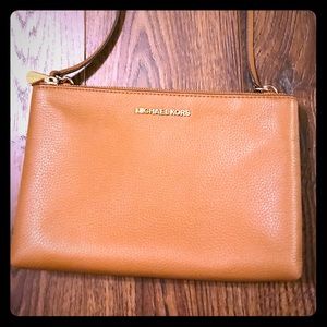 Michael Kors Jet Set Travel Large Crossbody